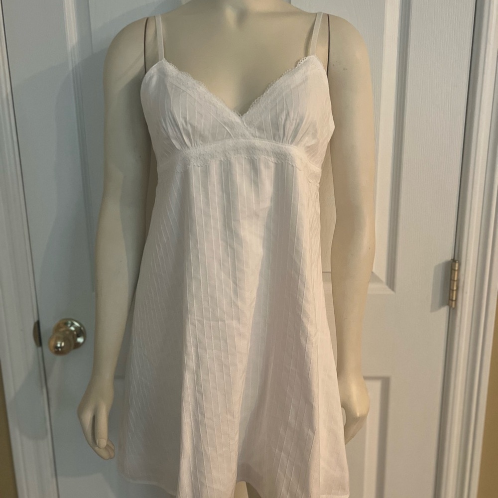 White Lace-Trim Slip Dress - Women - Picture 9 of 11